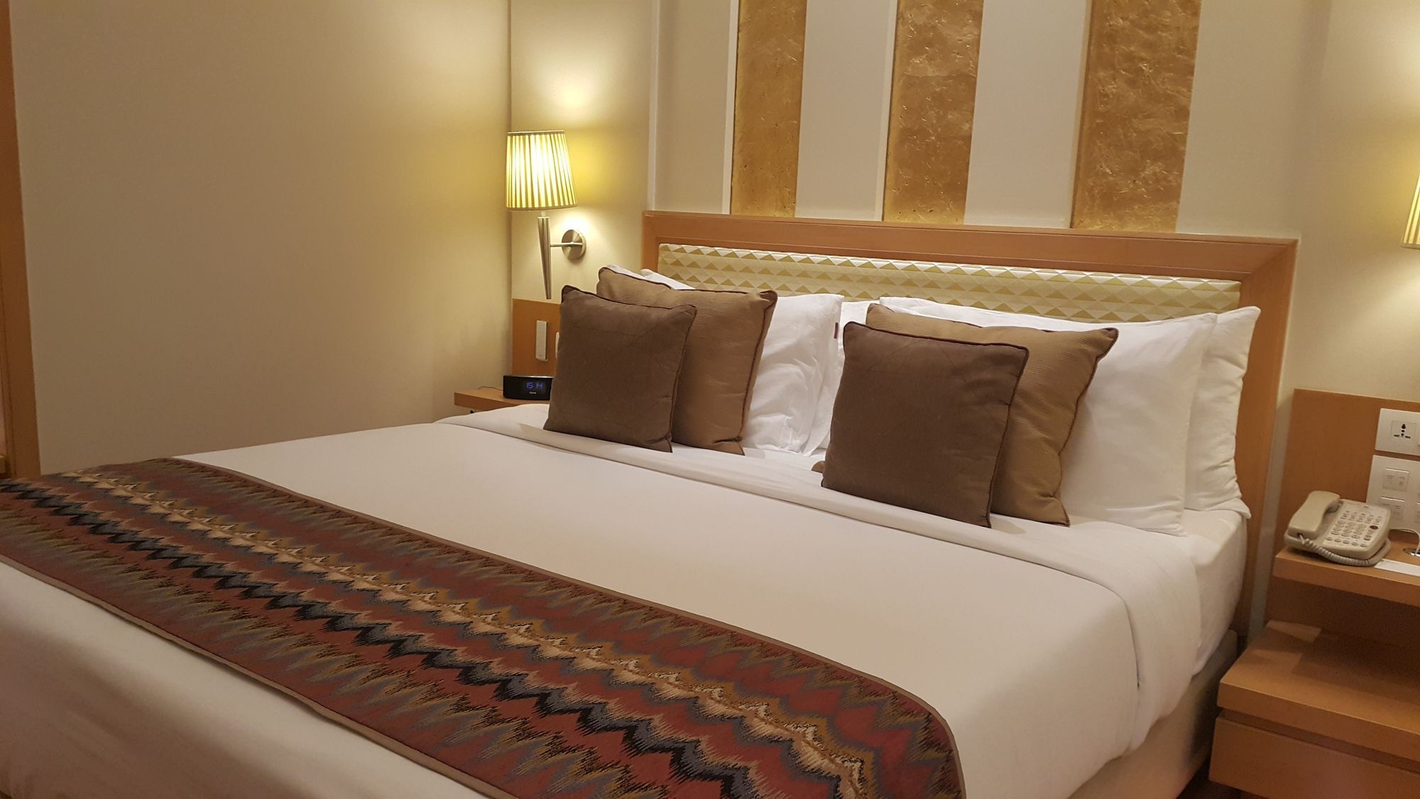 Hotel Radisson Noida Zewnętrze zdjęcie